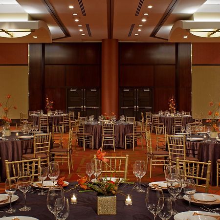 Hyatt Regency Indianapolis At State Capitol Hotel Екстериор снимка