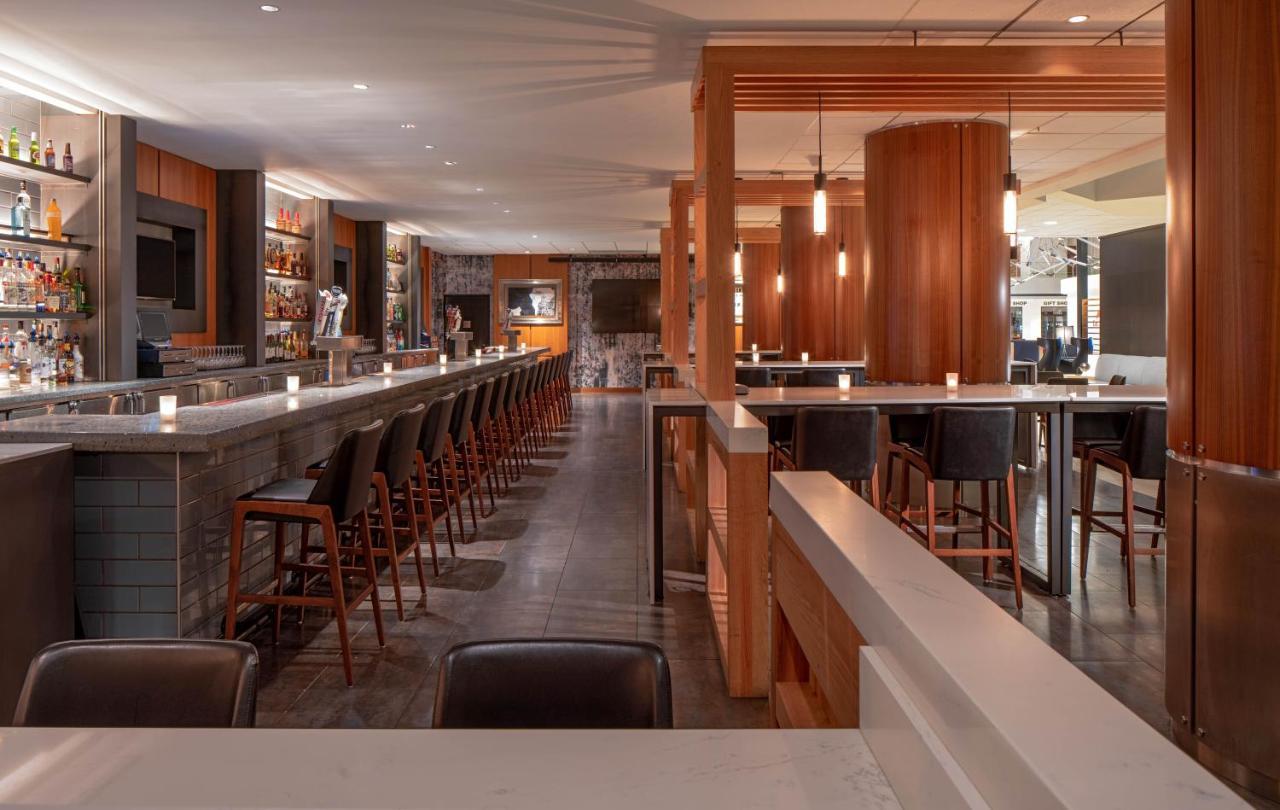 Hyatt Regency Indianapolis At State Capitol Hotel Екстериор снимка
