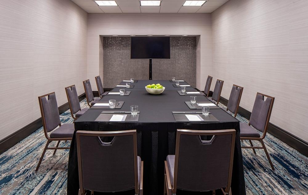 Hyatt Regency Indianapolis At State Capitol Hotel Екстериор снимка